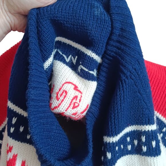 Men's Large Vintage Sweater 1970's Nordic Style Knit Snowflake Red White Blue - Picture 10 of 10